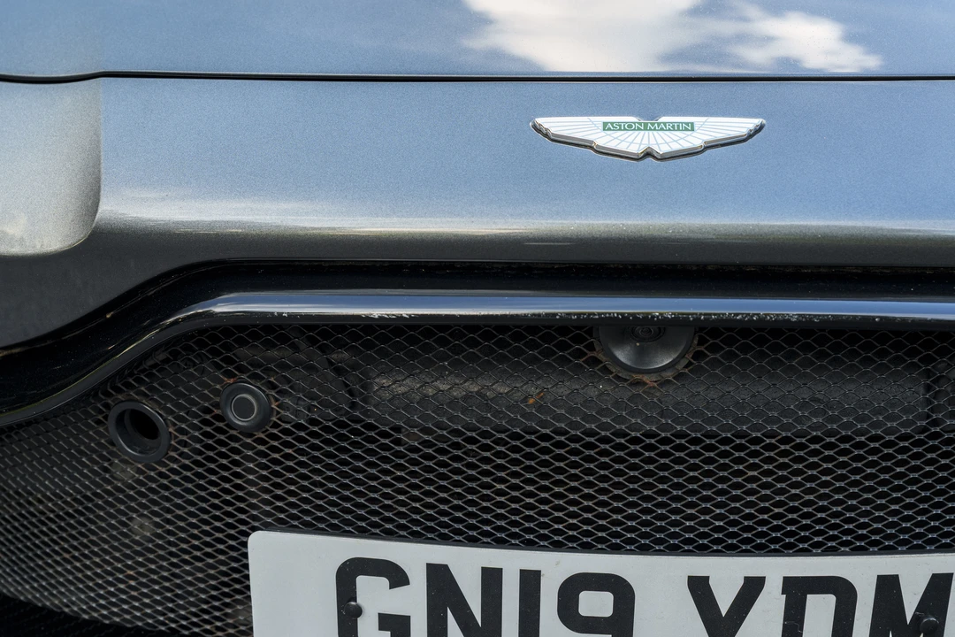 2018 Aston Martin V12 Vantage (2010-2018) - Image 16 of 31