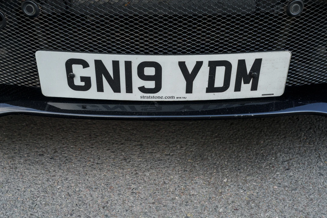 2018 Aston Martin V12 Vantage (2010-2018) - Image 18 of 31
