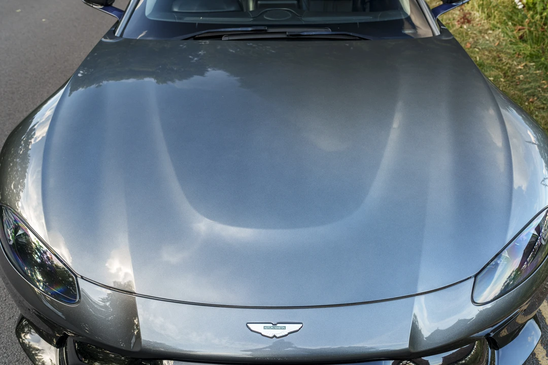 2018 Aston Martin V12 Vantage (2010-2018) - Image 25 of 31