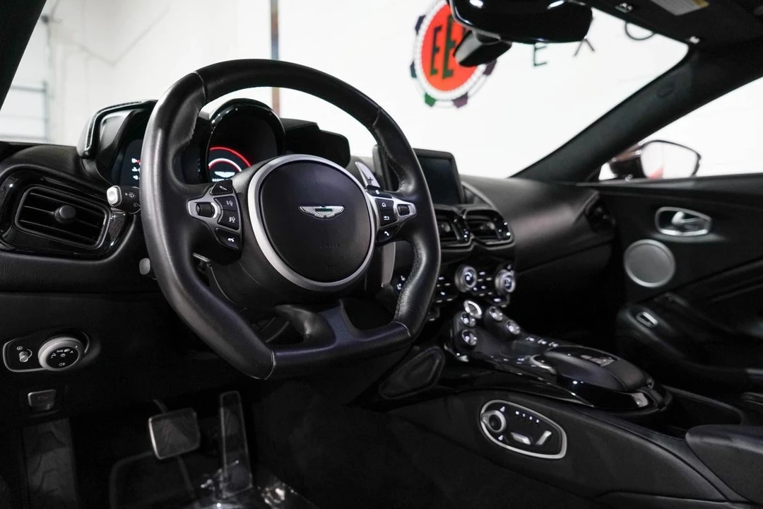 2019 Aston Martin V8 Vantage (2019+) - Image 10 of 21