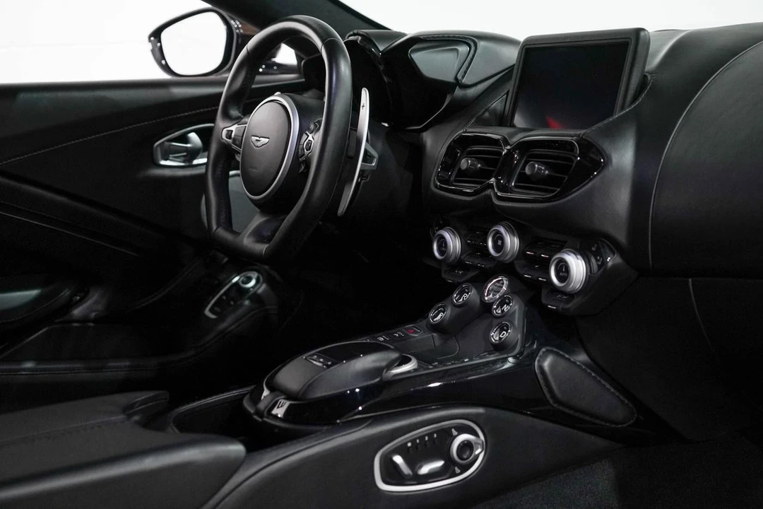 2019 Aston Martin V8 Vantage (2019+) - Image 18 of 21