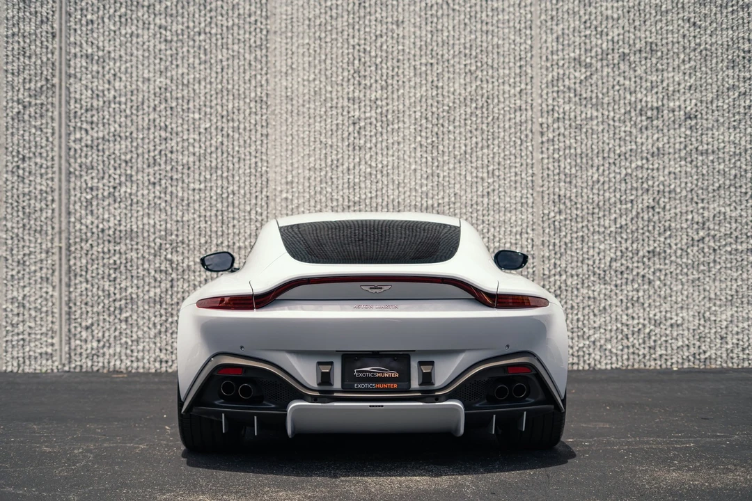2019 Aston Martin V8 Vantage (2019+) - Image 14 of 31
