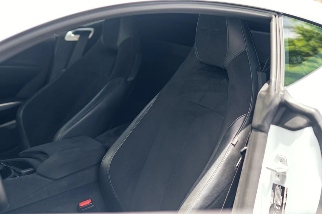 2019 Aston Martin V8 Vantage (2019+) - Image 27 of 31