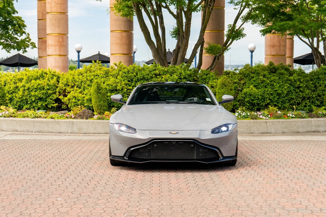 2019 Aston Martin V8 Vantage (2019+) - Image 5 of 31