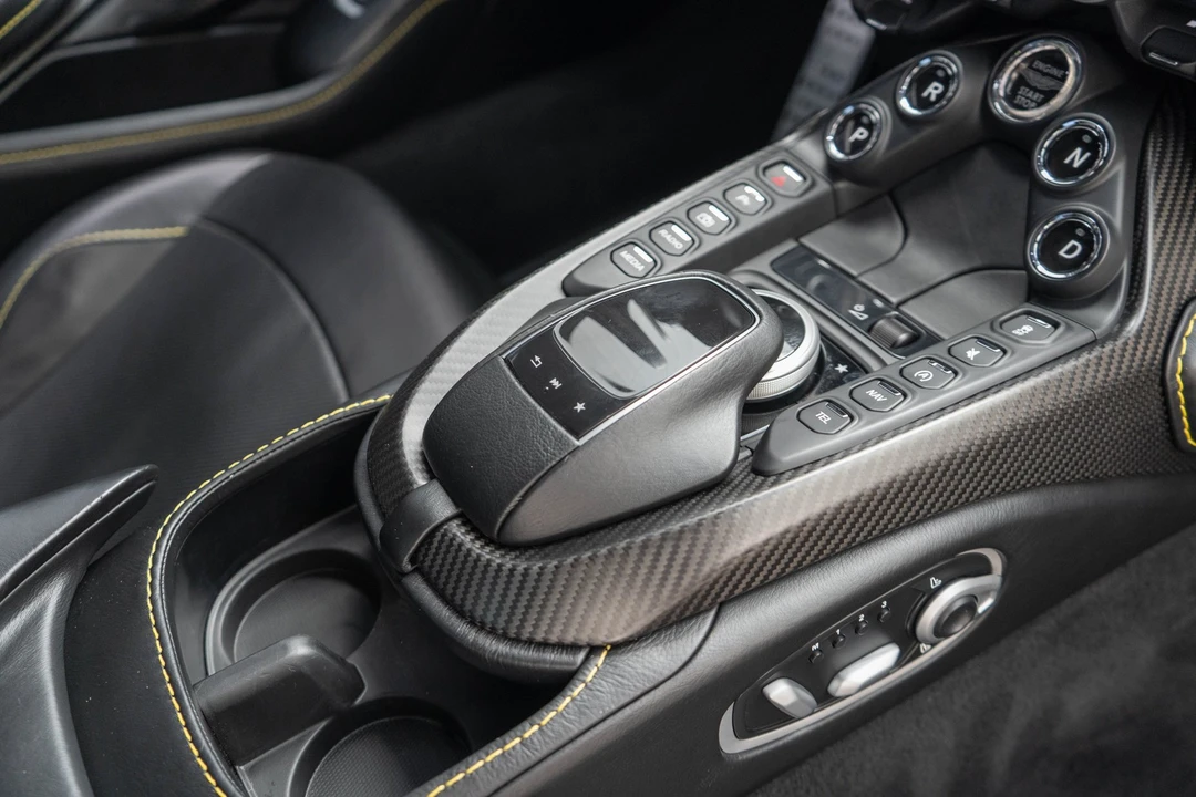 2019 Aston Martin V8 Vantage (2019+) - Image 23 of 31