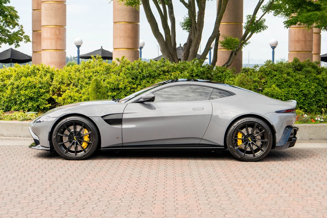 2019 Aston Martin V8 Vantage (2019+) - Image 28 of 31