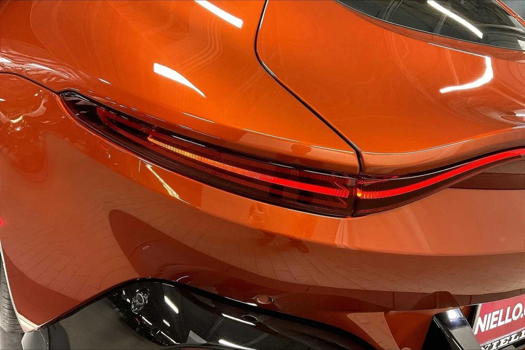 2019 Aston Martin V8 Vantage (2019+) - Image 11 of 21