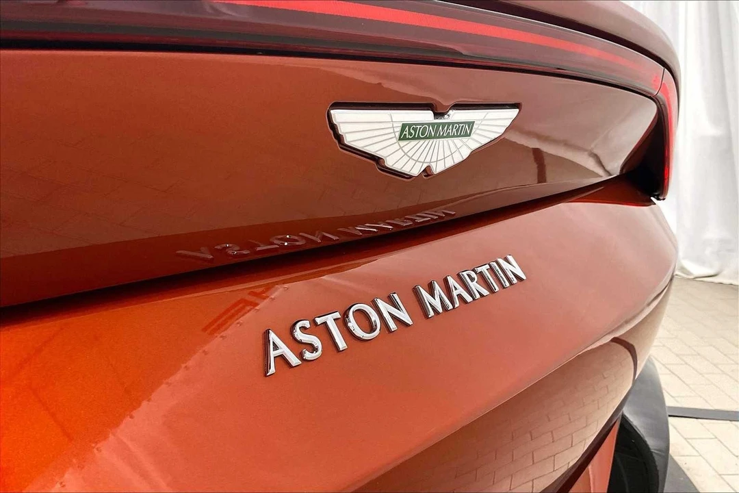 2019 Aston Martin V8 Vantage (2019+) - Image 12 of 21