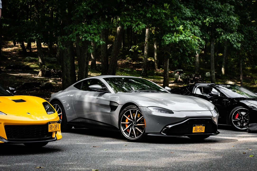 2019 Aston Martin V8 Vantage (2019+) - Image 13 of 31