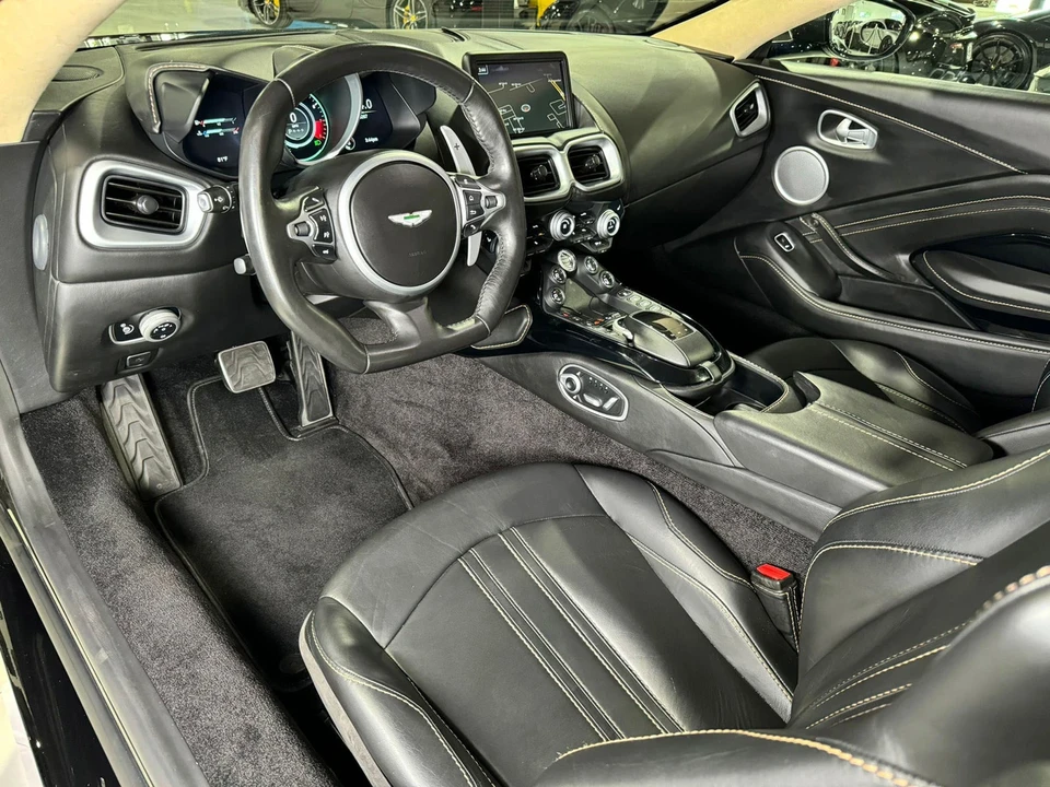 2019 Aston Martin V8 Vantage (2019+) - Image 8 of 12