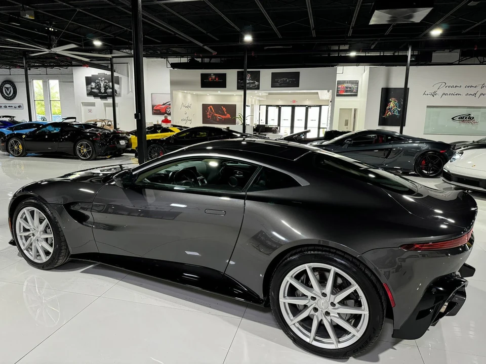2019 Aston Martin V8 Vantage (2019+) - Image 4 of 12