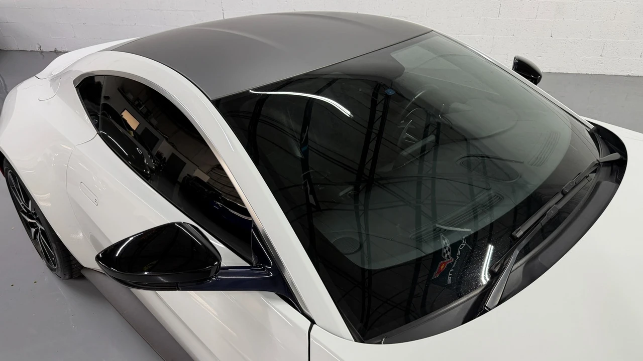 2019 Aston Martin V8 Vantage (2019+) - Image 5 of 31
