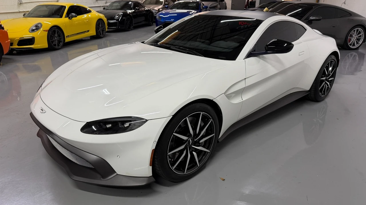 2019 Aston Martin V8 Vantage (2019+) - Image 29 of 31