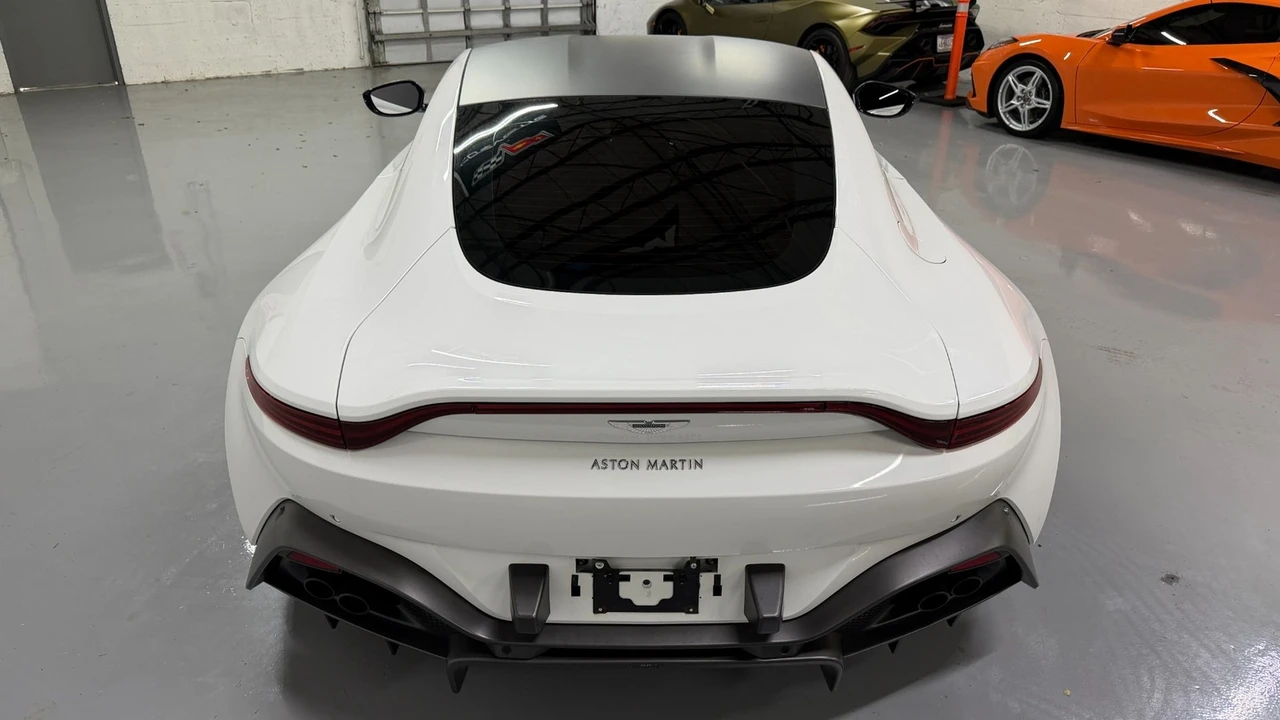 2019 Aston Martin V8 Vantage (2019+) - Image 14 of 31