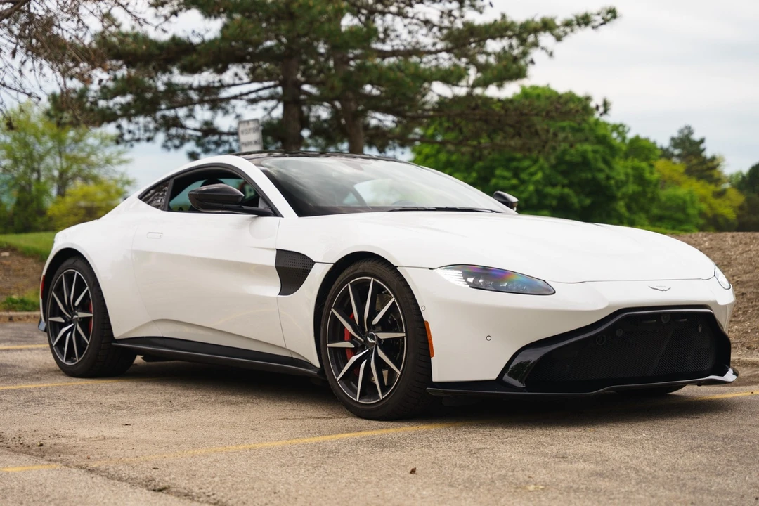 2019 Aston Martin V8 Vantage (2019+) - Image 25 of 31