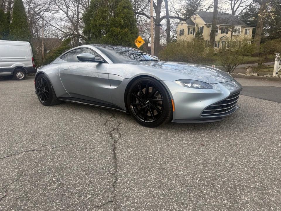 2019 Aston Martin V8 Vantage (2019+) - Image 3 of 20