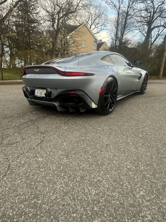 2019 Aston Martin V8 Vantage (2019+) - Image 6 of 19