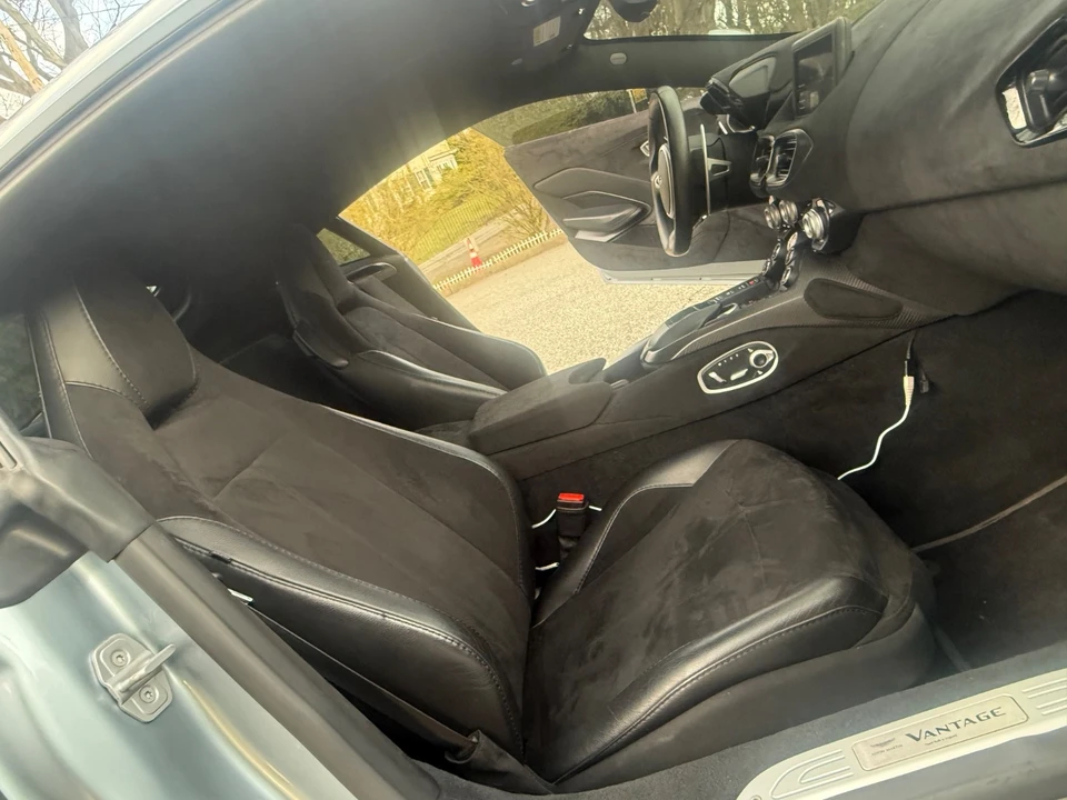 2019 Aston Martin V8 Vantage (2019+) - Image 14 of 20