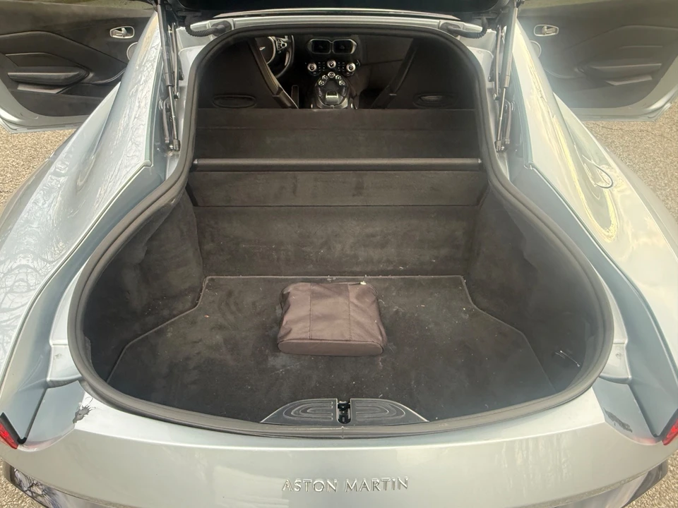 2019 Aston Martin V8 Vantage (2019+) - Image 19 of 20