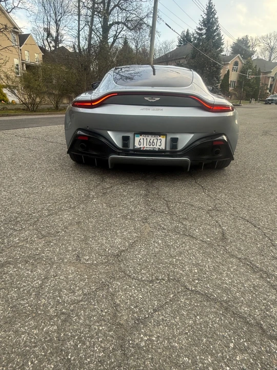 2019 Aston Martin V8 Vantage (2019+) - Image 7 of 20
