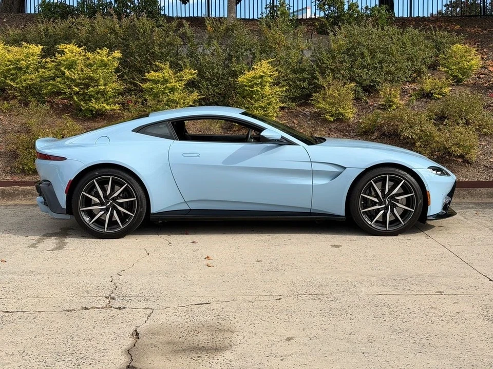 2019 Aston Martin V8 Vantage (2019+) - Image 13 of 21