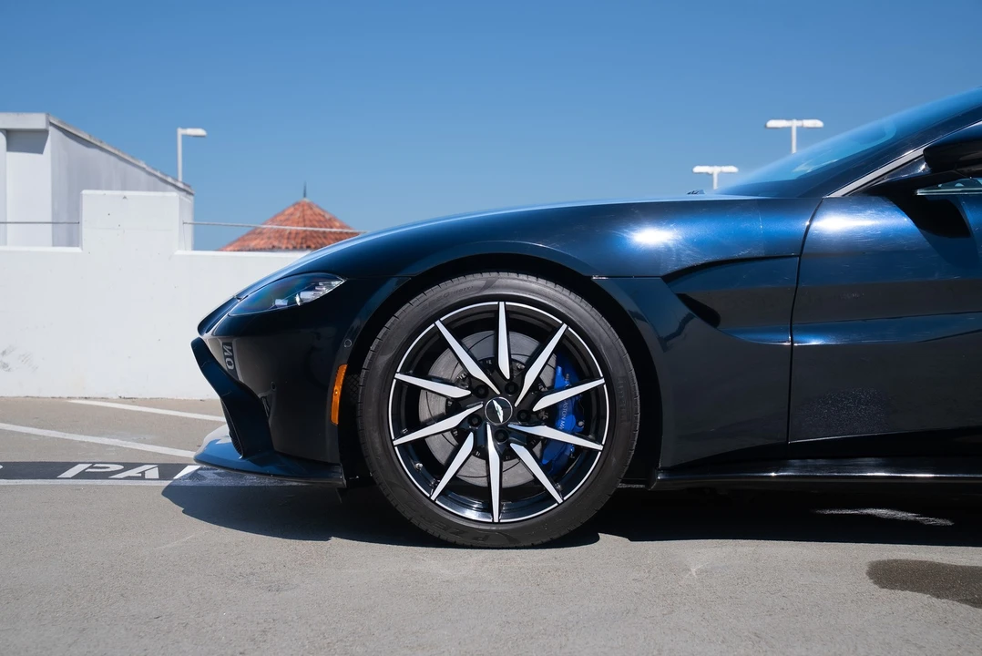 2019 Aston Martin V8 Vantage (2019+) - Image 7 of 21