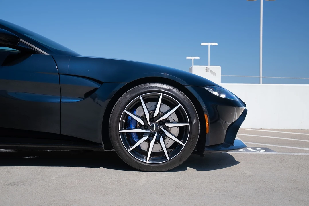 2019 Aston Martin V8 Vantage (2019+) - Image 18 of 21