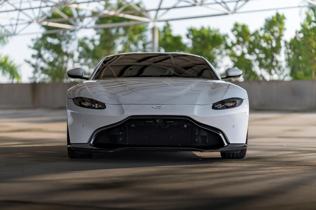 2019 Aston Martin V8 Vantage (2019+) - Image 7 of 31