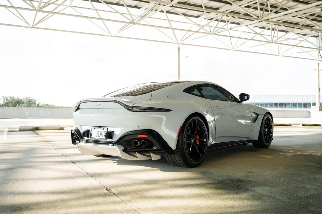 2019 Aston Martin V8 Vantage (2019+) - Image 19 of 31