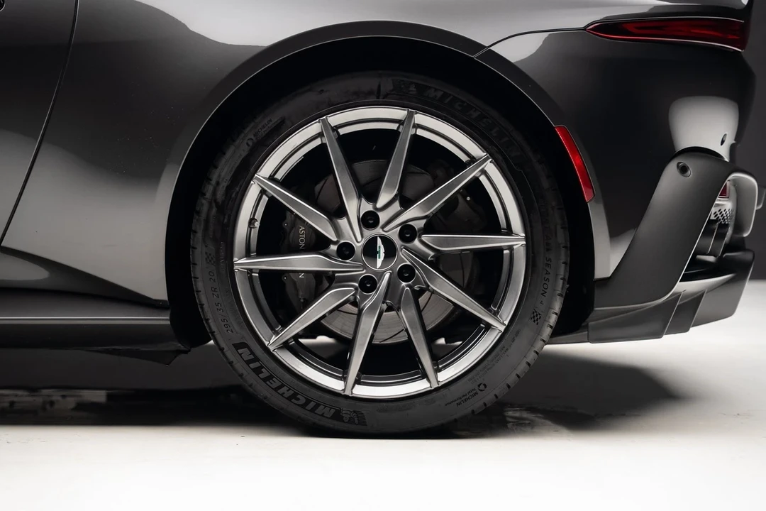 2019 Aston Martin V8 Vantage (2019+) - Image 20 of 21