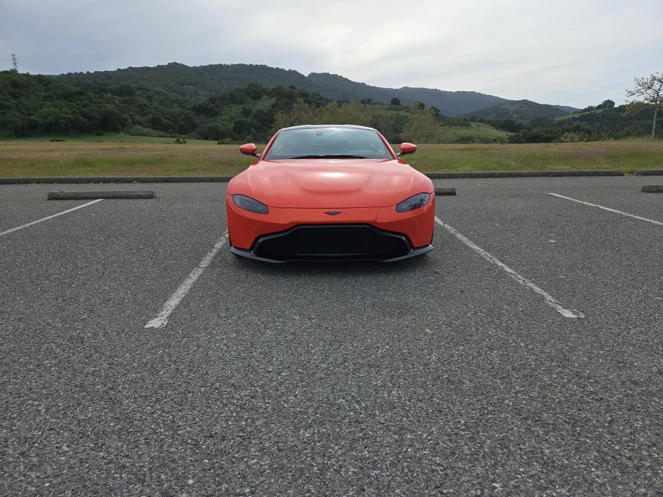 2019 Aston Martin V8 Vantage (2019+) - Image 6 of 31
