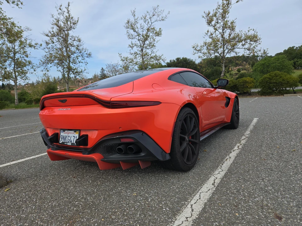 2019 Aston Martin V8 Vantage (2019+) - Image 17 of 31