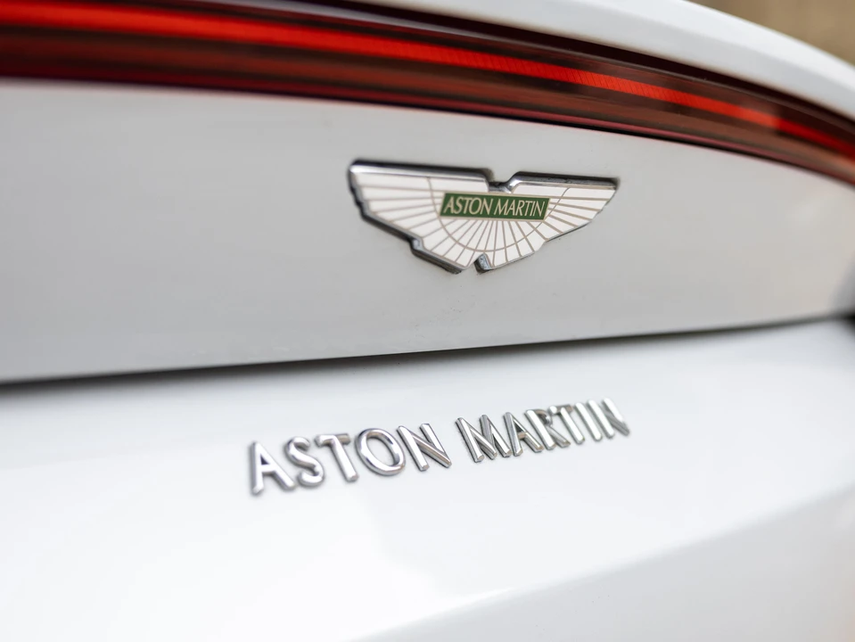 2019 Aston Martin V8 Vantage (2019+) - Image 18 of 31