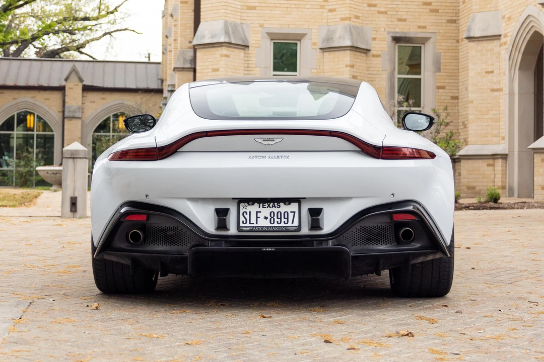 2019 Aston Martin V8 Vantage (2019+) - Image 10 of 31