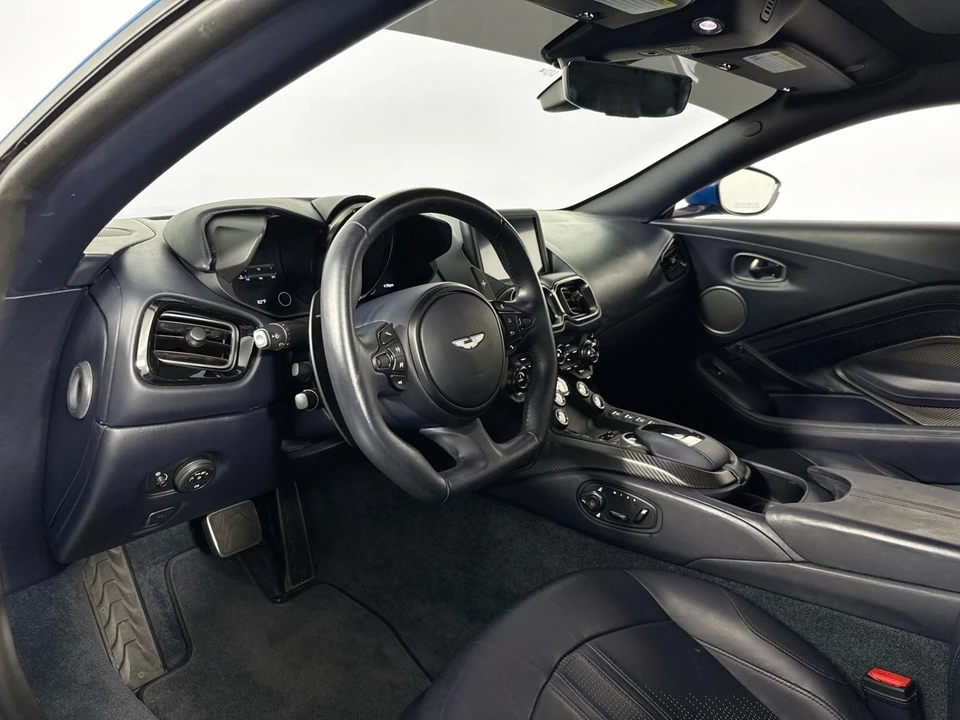 2019 Aston Martin V8 Vantage (2019+) - Image 9 of 31