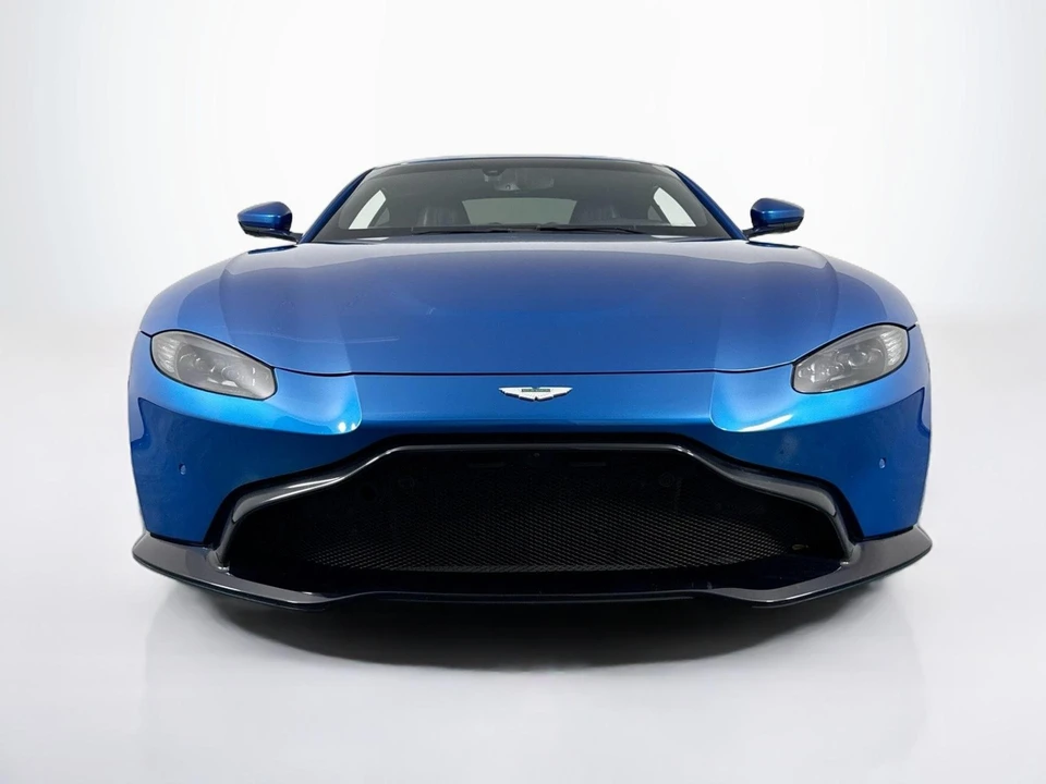 2019 Aston Martin V8 Vantage (2019+) - Image 2 of 31