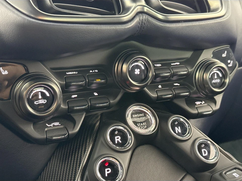 2019 Aston Martin V8 Vantage (2019+) - Image 17 of 31