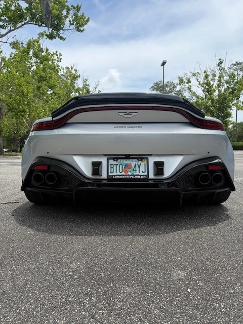 2019 Aston Martin V8 Vantage (2019+) - Image 17 of 31