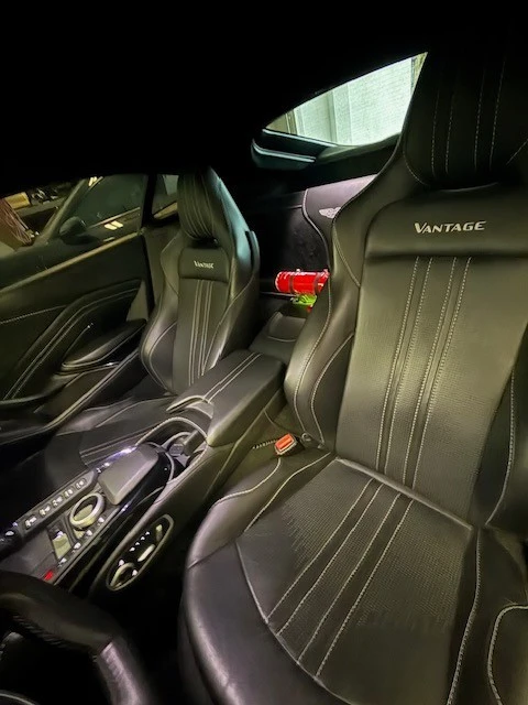 2019 Aston Martin V8 Vantage (2019+) - Image 25 of 31