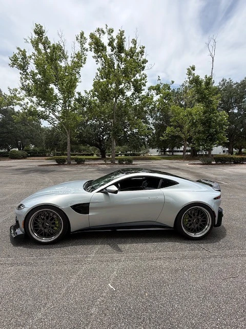 2019 Aston Martin V8 Vantage (2019+) - Image 10 of 31
