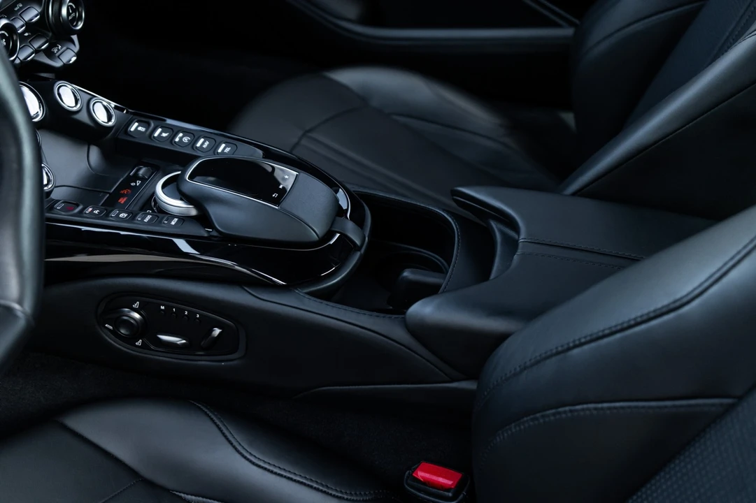2019 Aston Martin V8 Vantage (2019+) - Image 22 of 31
