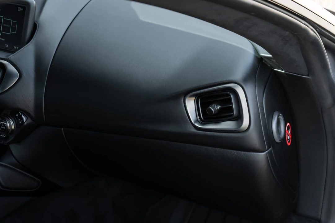 2019 Aston Martin V8 Vantage (2019+) - Image 24 of 31