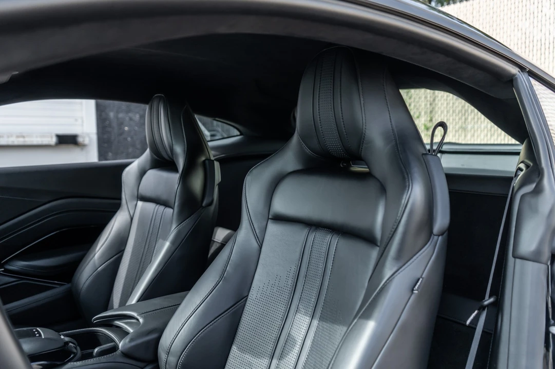 2019 Aston Martin V8 Vantage (2019+) - Image 25 of 31