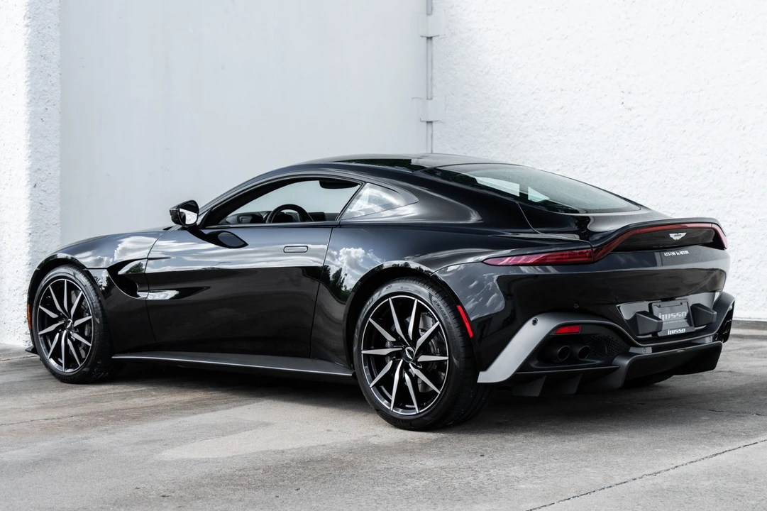 2019 Aston Martin V8 Vantage (2019+) - Image 4 of 31