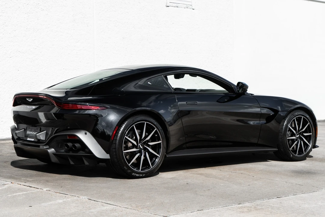 2019 Aston Martin V8 Vantage (2019+) - Image 9 of 31