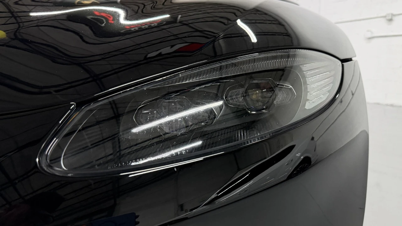 2019 Aston Martin V8 Vantage (2019+) - Image 26 of 31