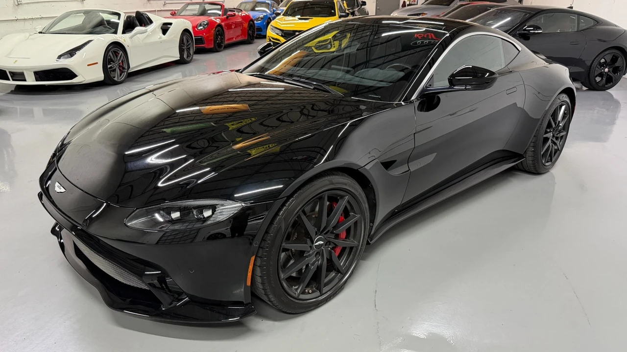 2019 Aston Martin V8 Vantage (2019+) - Image 28 of 31