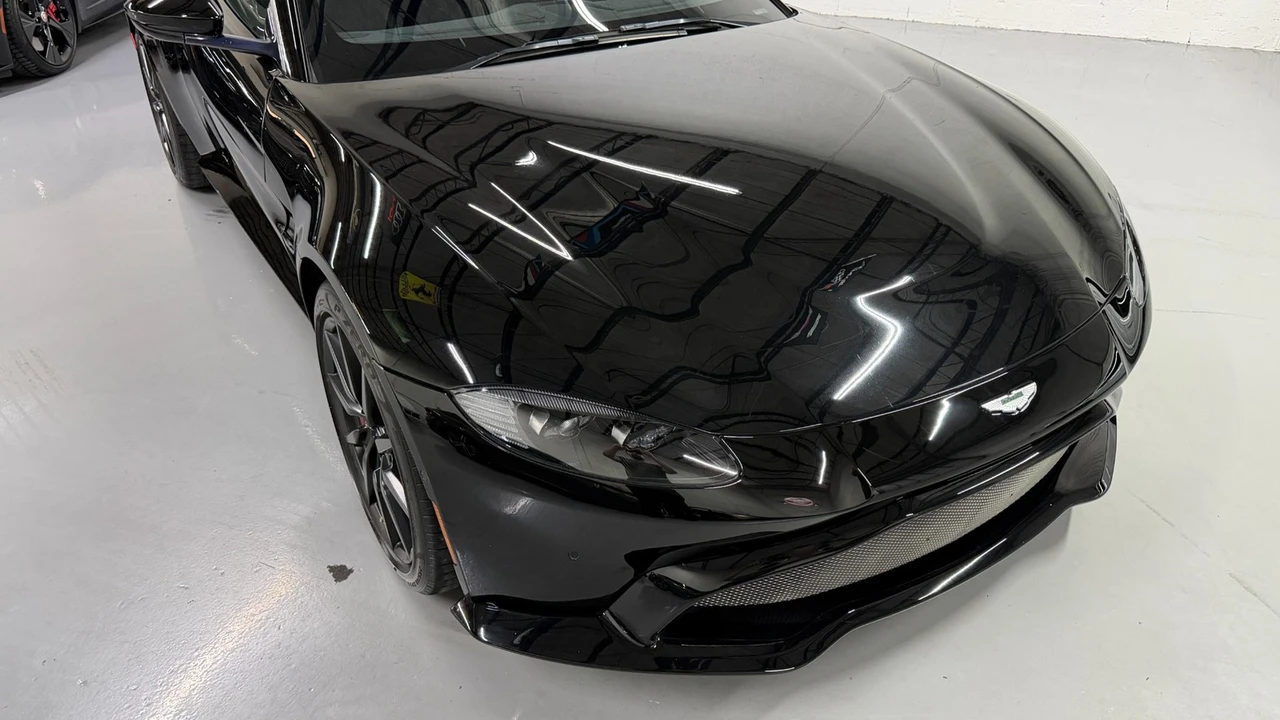 2019 Aston Martin V8 Vantage (2019+) - Image 3 of 31