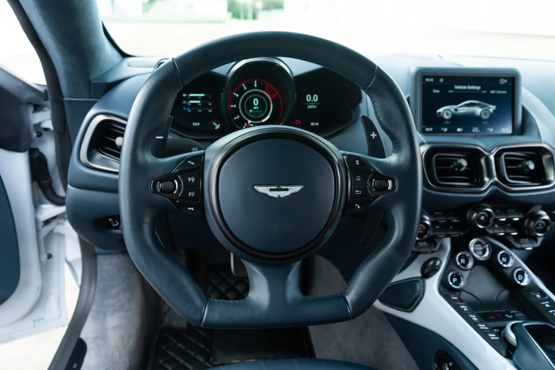 2019 Aston Martin V8 Vantage (2019+) - Image 10 of 31