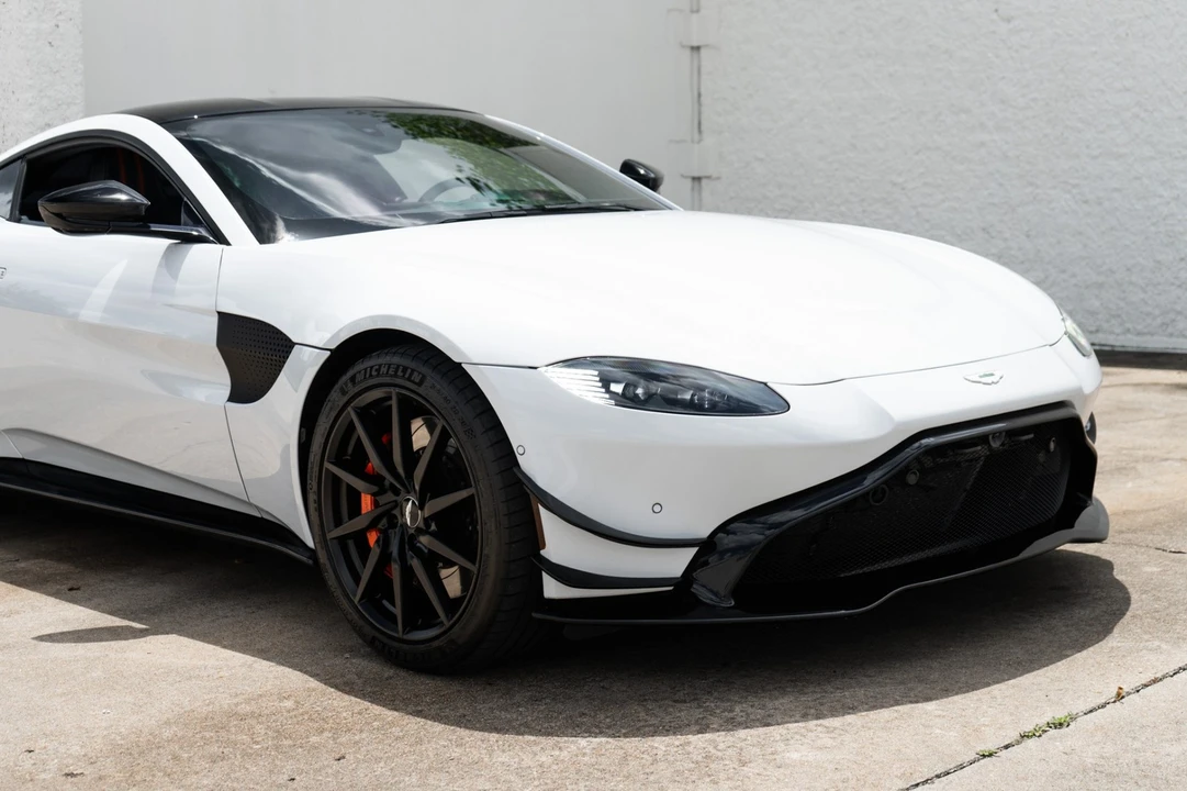 2019 Aston Martin V8 Vantage (2019+) - Image 15 of 31
